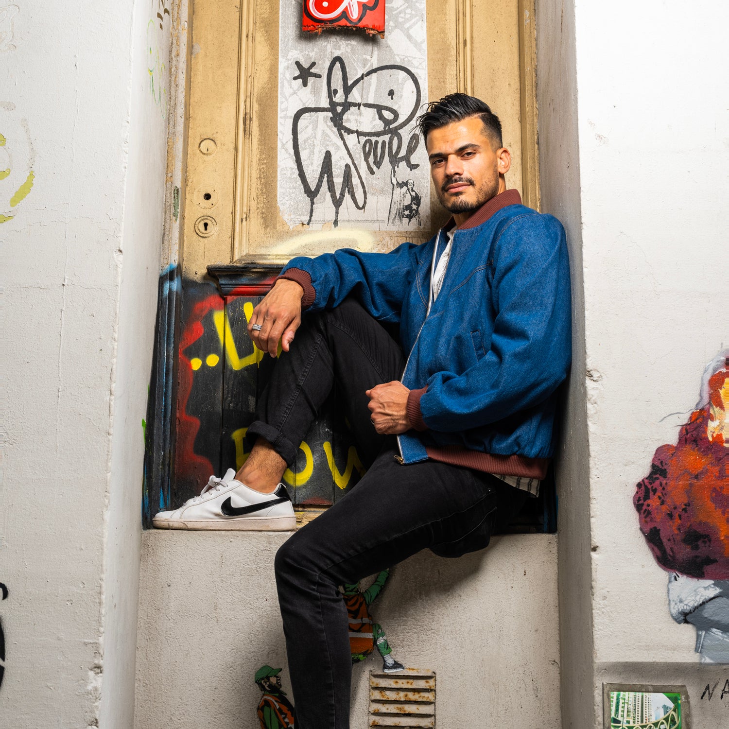 Bomber jacket in denim