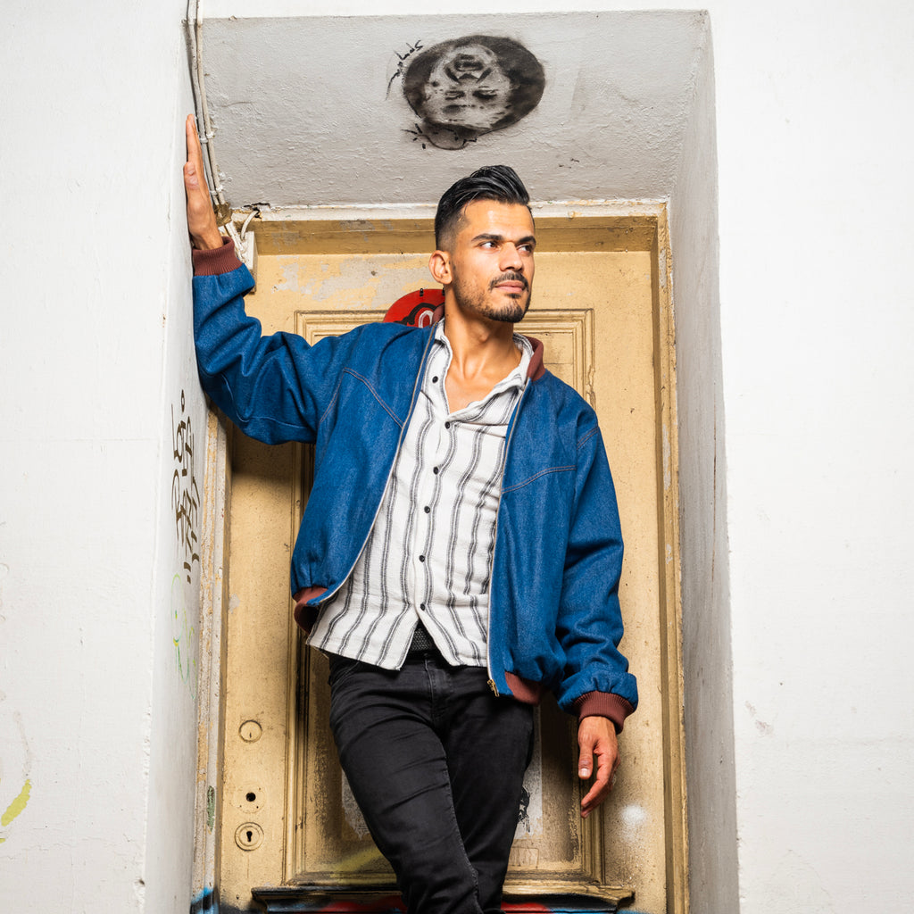 Bomber jacket in denim