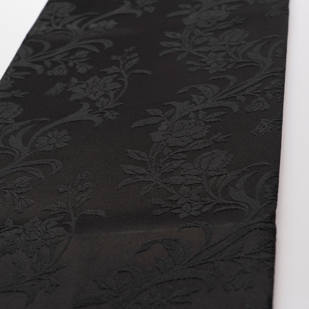 Ravnsvart Fabric