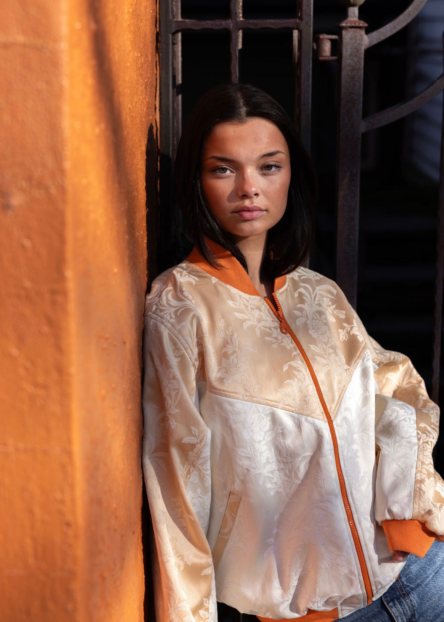 Bomber jacket in perlemor/anemone